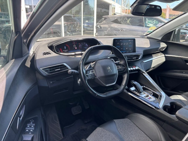 Photo 14 de l'offre de PEUGEOT 3008 II 1.5 BlueHDI 130 EAT8 ALLURE Barres Attel. 1ère Main à 17950€ chez Mérignac auto