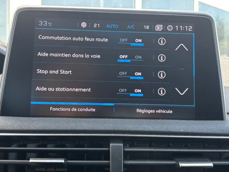 Photo 20 de l'offre de PEUGEOT 3008 II 1.5 BlueHDI 130 EAT8 ALLURE Barres Attel. 1ère Main à 17950€ chez Mérignac auto