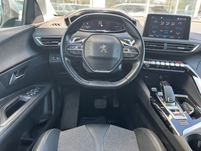 Photo 4 de l'offre de PEUGEOT 3008 II 1.5 BlueHDI 130 EAT8 ALLURE Barres Attel. 1ère Main à 17950€ chez Mérignac auto