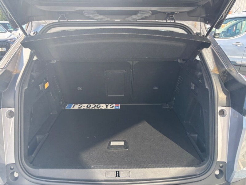 Photo 17 de l'offre de PEUGEOT 3008 II 1.5 BlueHDI 130 EAT8 ALLURE Barres Attel. 1ère Main à 17950€ chez Mérignac auto