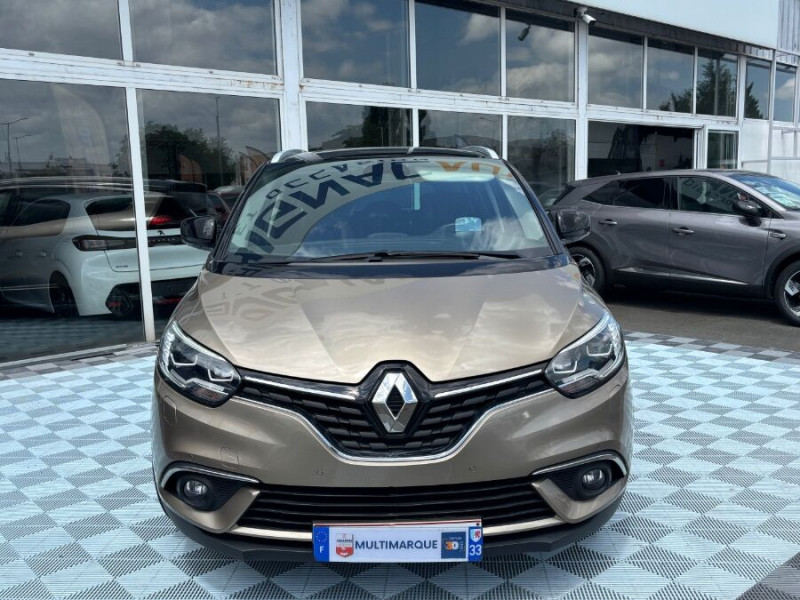 Photo 8 de l'offre de RENAULT GRAND SCENIC IV 1.6 DCi 160 BVA BOSE EDITION CUIR Attel. 7PL à 23450€ chez Mérignac auto