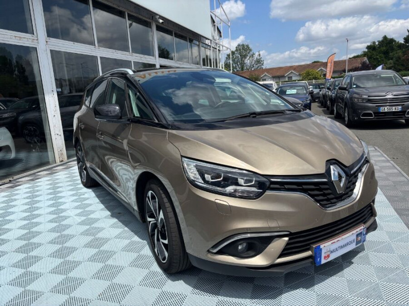 Photo 2 de l'offre de RENAULT GRAND SCENIC IV 1.6 DCi 160 BVA BOSE EDITION CUIR Attel. 7PL à 23450€ chez Mérignac auto