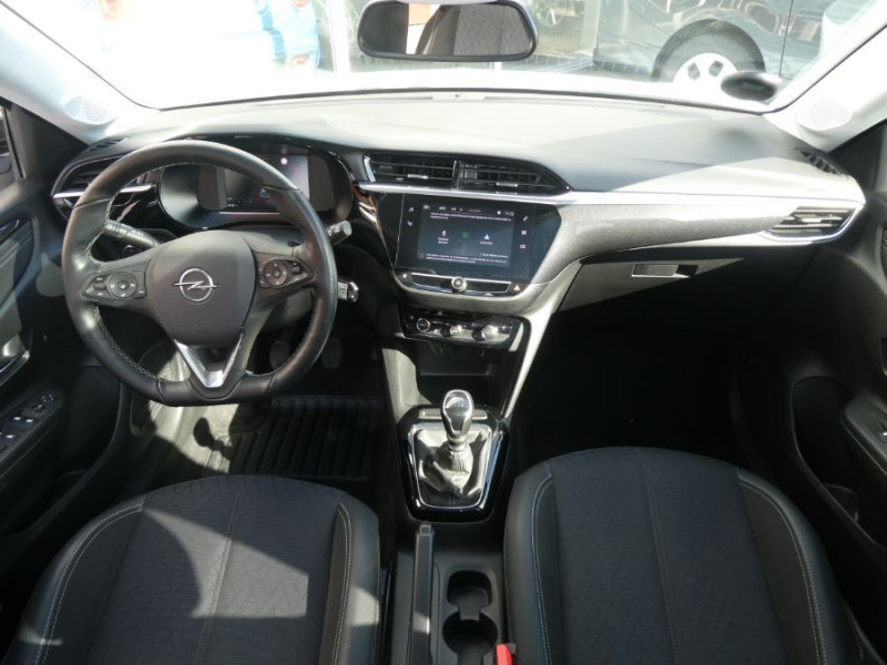 Photo 13 de l'offre de OPEL CORSA VI 1.5 Diesel 100 BVM6 SPORT ELEGANCE TOIT Pano Camera CarPlay à 16470€ chez Mérignac auto