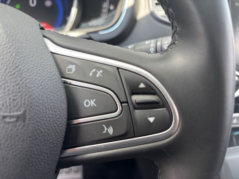 Photo 30 de l'offre de RENAULT GRAND SCENIC IV 1.6 DCi 160 BVA BOSE EDITION CUIR Attel. 7PL à 23450€ chez Mérignac auto
