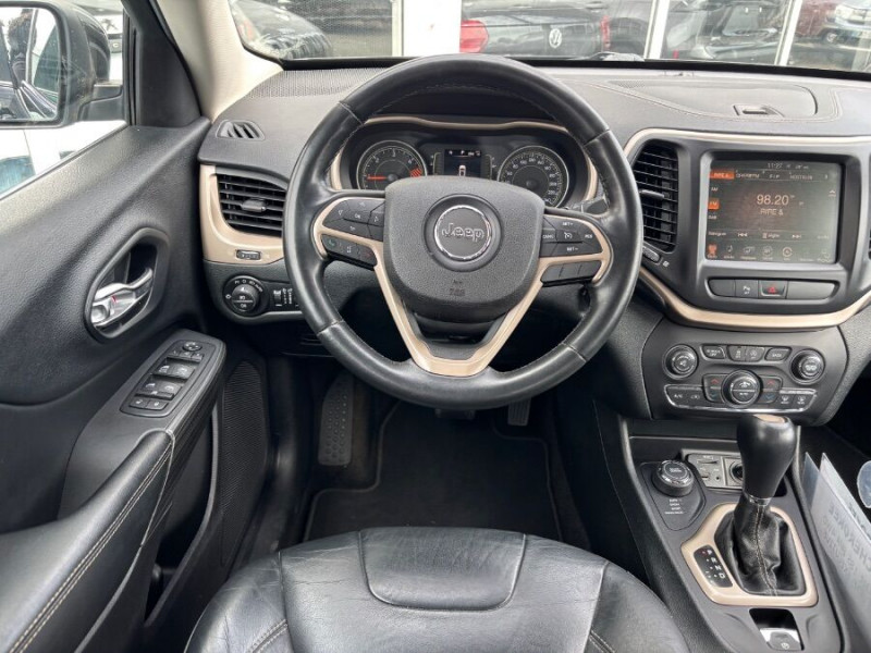 Photo 4 de l'offre de JEEP CHEROKEE 2.2 MultiJet 185 BVA 4WD LONGITUDE EXECUTIVE Active Drive CUIR Attel. à 17950€ chez Mérignac auto