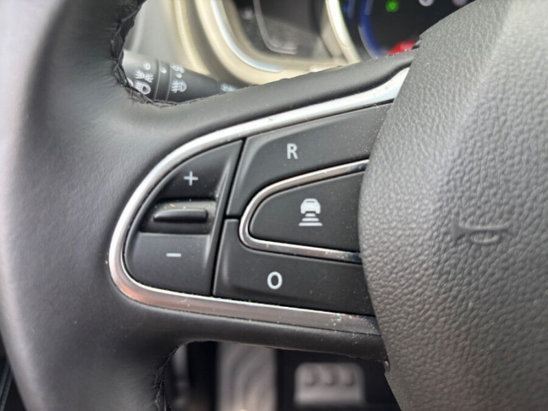 Photo 29 de l'offre de RENAULT GRAND SCENIC IV 1.6 DCi 160 BVA BOSE EDITION CUIR Attel. 7PL à 23450€ chez Mérignac auto