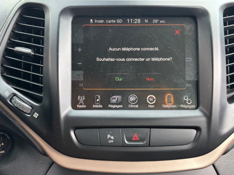 Photo 26 de l'offre de JEEP CHEROKEE 2.2 MultiJet 185 BVA 4WD LONGITUDE EXECUTIVE Active Drive CUIR Attel. à 17950€ chez Mérignac auto