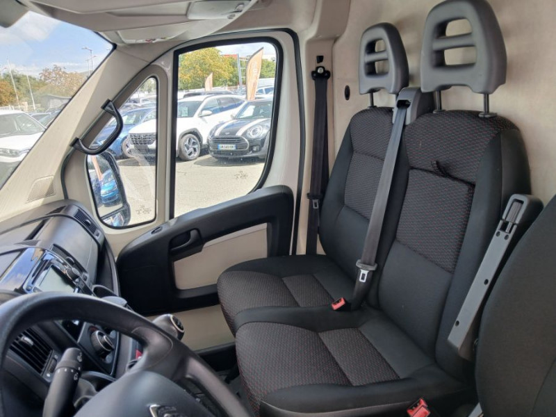 Photo 30 de l'offre de CITROEN JUMPER 35 L2H2 2.0 BlueHDi 130 BVM6 3T5 CLUB Camera 2AirBags 17900HT à 17900€ chez Mérignac auto