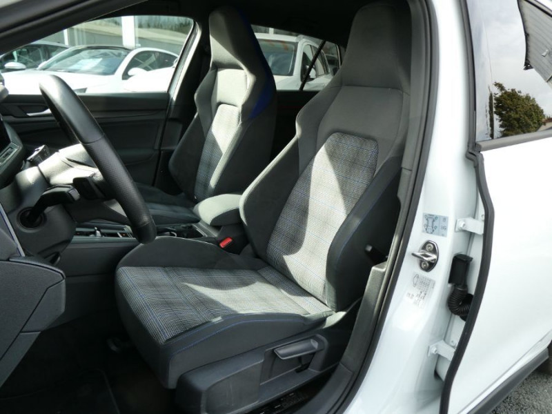 Photo 4 de l'offre de VOLKSWAGEN GOLF VIII 1.4 HYBRID 245 GTE Export JA18 GPS LED+ à 27950€ chez Mérignac auto