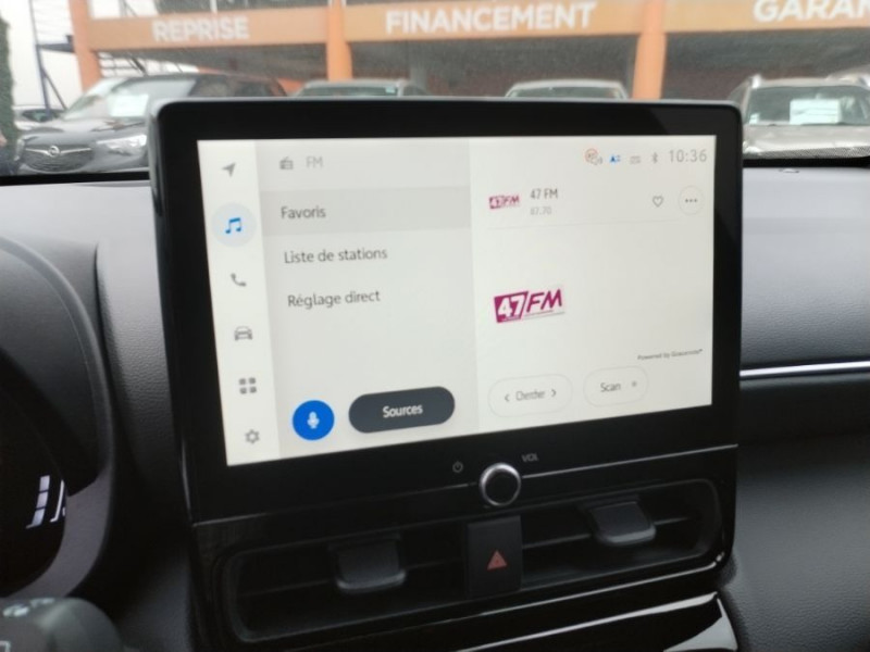 Photo 19 de l'offre de TOYOTA YARIS CROSS 1.5 HYBRIDE 116H BVA DESIGN SC JA17 Camera Key Less ACC à 27490€ chez Mérignac auto