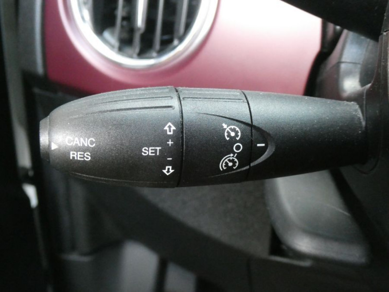 Photo 17 de l'offre de FIAT 500C 1.2 69 Dualogic STAR JA16 CarPlay 7" à 15950€ chez Mérignac auto