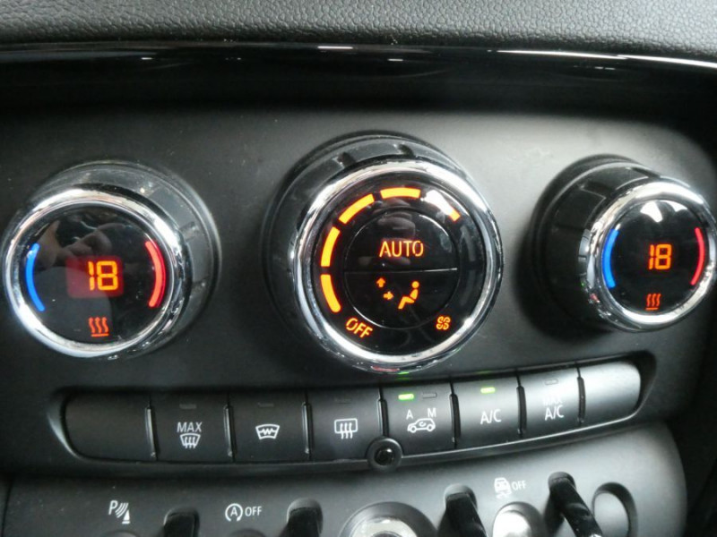Photo 27 de l'offre de MINI CLUBMAN III ONE D 116 BVM6 GPS Radars Clim Auto Suivi Complet à 20750€ chez Mérignac auto