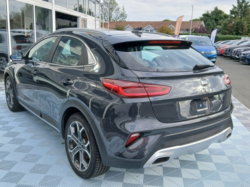 Photo 10 de l'offre de KIA XCEED 1.6 CRDI 136 BVM6 MHEV HYBRIDE DESIGN Navi Edition à 20950€ chez Mérignac auto