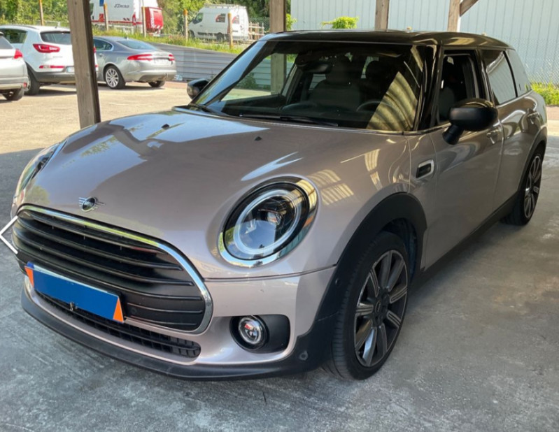 Photo 1 de l'offre de MINI CLUBMAN III 1.5 136 BVA COOPER KnightsBridge TOE GPS LED CarPlay Camera JA18 HUD SC à 26950€ chez Mérignac auto
