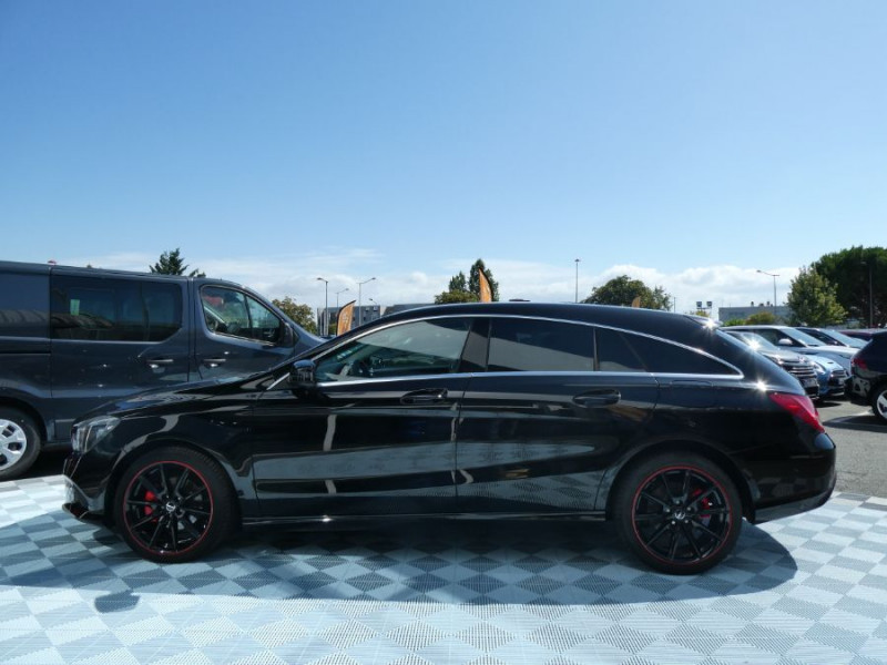 Photo 37 de l'offre de MERCEDES-BENZ CLA SHOOTING BRAKE 180 122cv BVM6 PACK GPS JA18 Radars Privacy Glass à 18950€ chez Mérignac auto