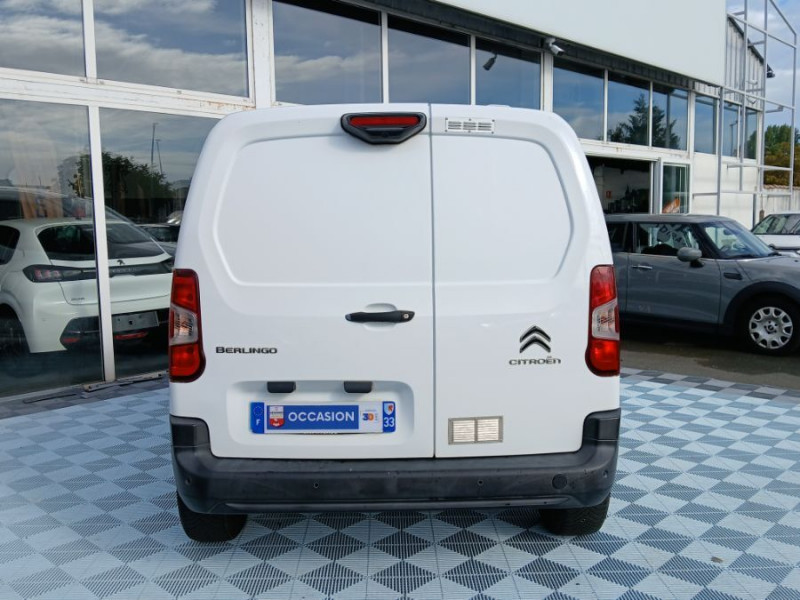 Photo 10 de l'offre de CITROEN BERLINGO 1.5 BlueHDi 100 CLUB Camera Pack Chantier Safety+ Grip Cont. 11970.H.T. à 14364€ chez Mérignac auto