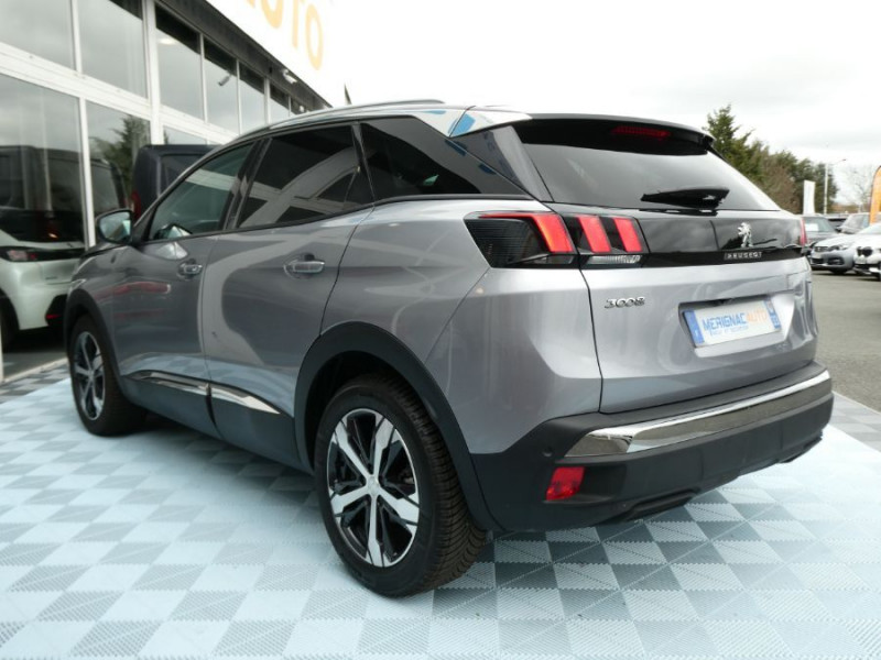 Photo 10 de l'offre de PEUGEOT 3008 II 1.2 PureTech 130 BVM6 CROSSWAY Alcantara Camera Grip C. à 15950€ chez Mérignac auto