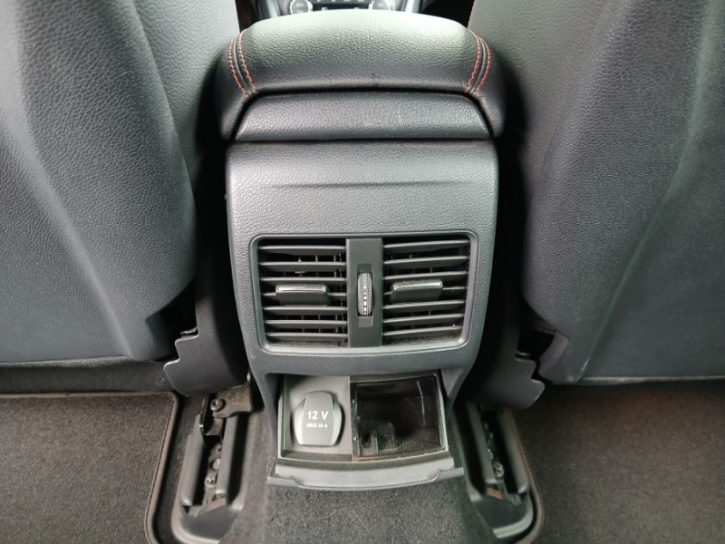 Photo 38 de l'offre de MERCEDES-BENZ CLASSE A 200D 136 BVA BUSINESS EXECUTIVE AMG LINE à 20900€ chez Mérignac auto