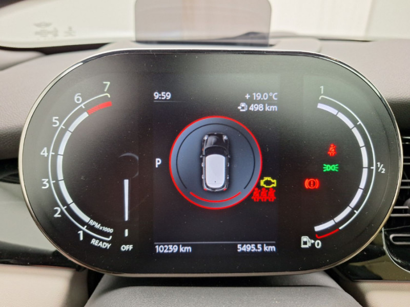 Photo 11 de l'offre de MINI MINI III (F56) NEW 1.5i 136 BVA7 COOPER 5P TOE Camera CarPlay HUD SC à 25490€ chez Mérignac auto