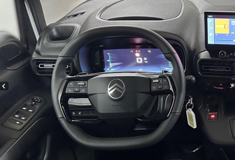 Photo 7 de l'offre de CITROEN BERLINGO 1.5 BlueHDi 130 EAT8 N1 MAX Camera Induction à 26950€ chez Mérignac auto