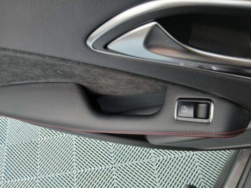 Photo 37 de l'offre de MERCEDES-BENZ CLASSE A 200D 136 BVA BUSINESS EXECUTIVE AMG LINE à 20900€ chez Mérignac auto