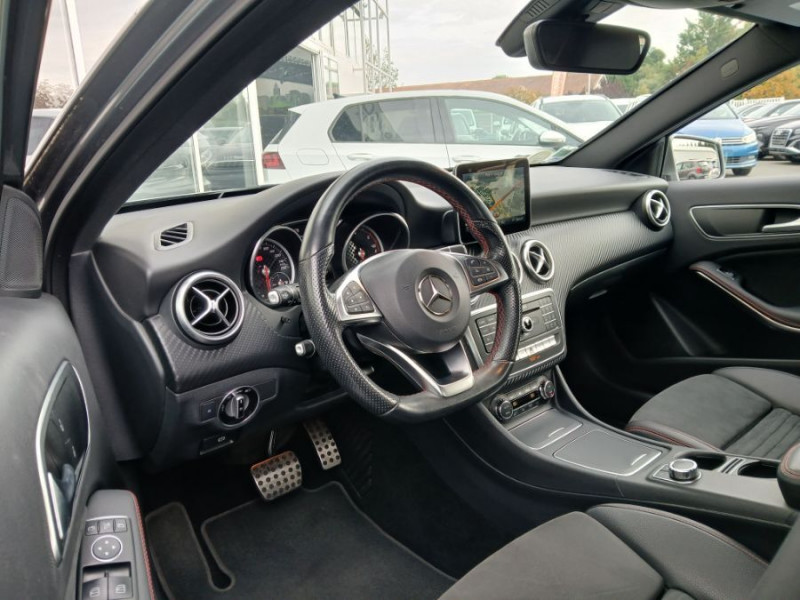 Photo 11 de l'offre de MERCEDES-BENZ CLASSE A 200D 136 BVA BUSINESS EXECUTIVE AMG LINE à 20900€ chez Mérignac auto
