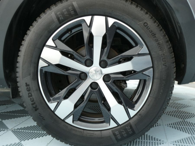 Photo 44 de l'offre de PEUGEOT 3008 II 1.2 PureTech 130 BVM6 CROSSWAY Alcantara Camera Grip C. à 15950€ chez Mérignac auto
