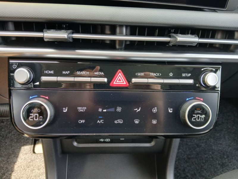 Photo 29 de l'offre de HYUNDAI TUCSON IV (2) 1.6 T-GDI 215 HYBRID BVA6 2WD STYLE PACK CREATIVE à 33870€ chez Mérignac auto