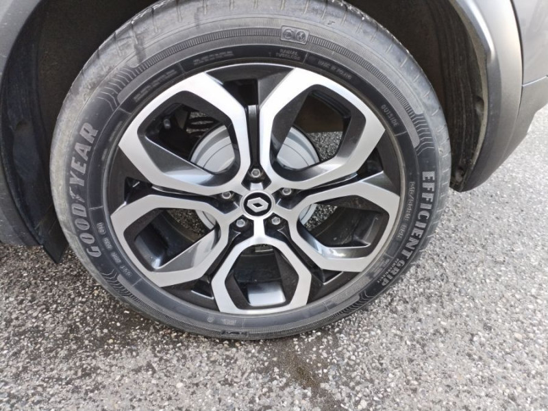 Photo 18 de l'offre de RENAULT CAPTUR II 1.3 TCE 140 EDC INTENS Camera Attel. 1ère Main à 18950€ chez Mérignac auto