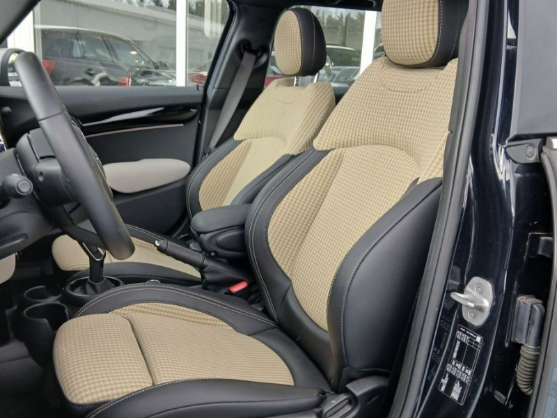Photo 5 de l'offre de MINI MINI III (F56) NEW 1.5i 136 BVA7 COOPER 5P TOE Camera CarPlay HUD SC à 25490€ chez Mérignac auto