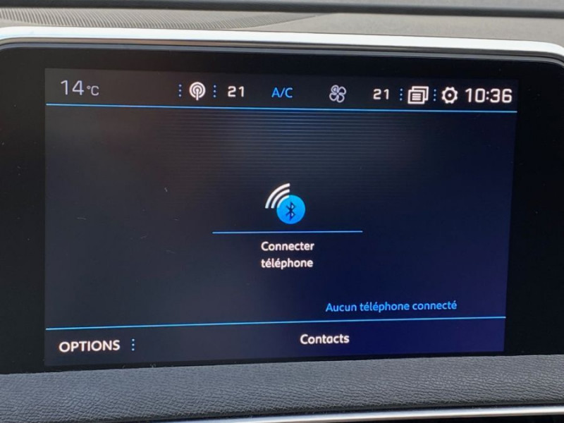 Photo 13 de l'offre de PEUGEOT 3008 II 1.2 PureTech 130 BVM6 ALLURE Camera Radars Attel. 1ère Main à 13950€ chez Mérignac auto