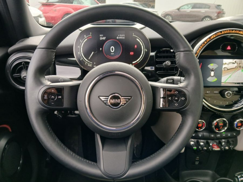 Photo 14 de l'offre de MINI MINI III (F56) NEW 1.5i 136 BVA7 COOPER 5P TOE Camera CarPlay HUD SC à 25490€ chez Mérignac auto