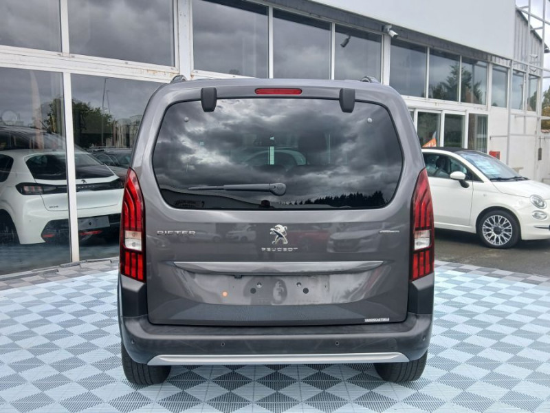Photo 9 de l'offre de PEUGEOT RIFTER 1.5 BlueHDi 130 EAT8 GT LINE JA17 ADML Camera à 23700€ chez Mérignac auto