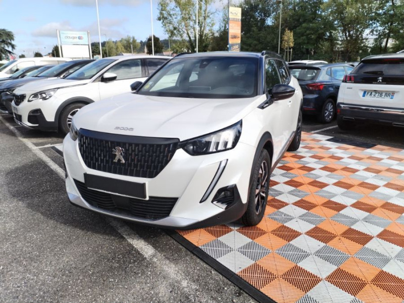 Photo 9 de l'offre de PEUGEOT 2008 II 1.5 BlueHDi 100 BVM6 GT LINE GPS Camera ADML à 18750€ chez Mérignac auto