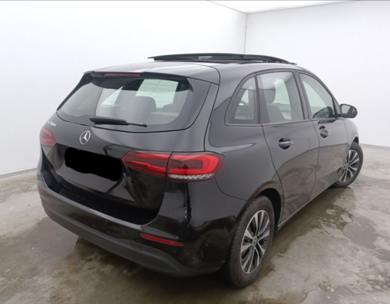 Photo 8 de l'offre de MERCEDES-BENZ CLASSE B 200d 150 8G-DCT BUSINESS TOIT Ouvrant Camera à 26950€ chez Mérignac auto