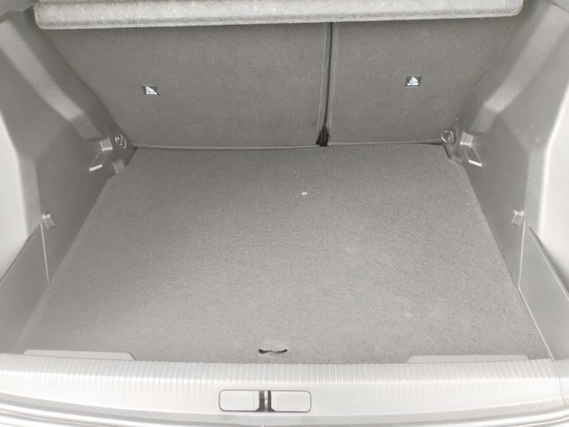 Photo 17 de l'offre de PEUGEOT 2008 II 1.5 BlueHDi 100 BVM6 GT LINE GPS Camera ADML à 18750€ chez Mérignac auto