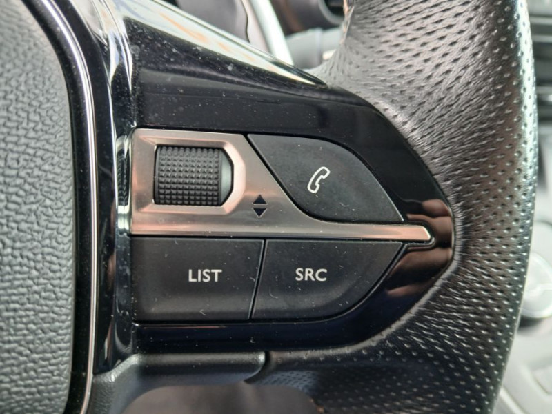 Photo 15 de l'offre de PEUGEOT RIFTER 1.5 BlueHDi 130 EAT8 GT LINE JA17 ADML Camera à 23700€ chez Mérignac auto