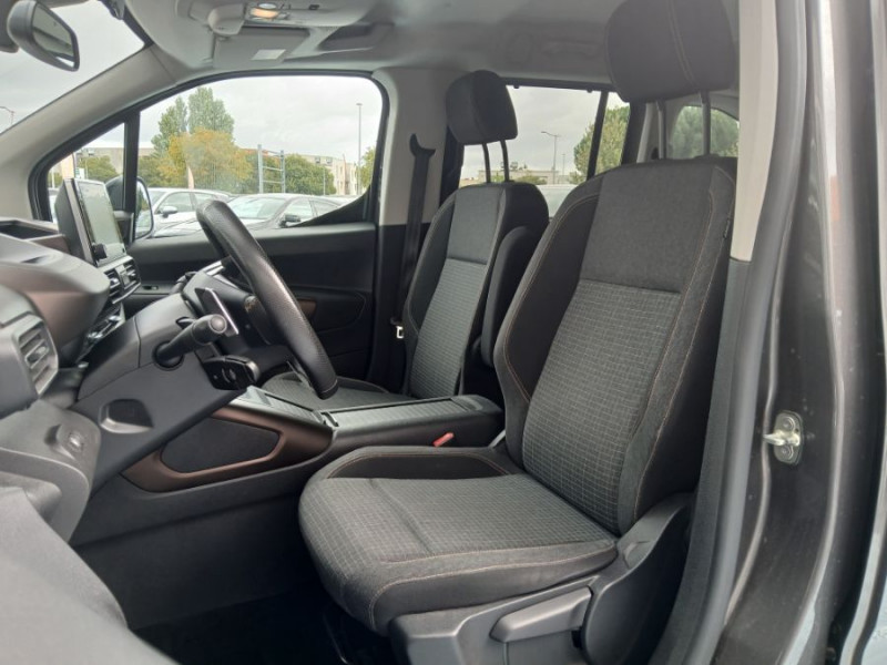 Photo 5 de l'offre de PEUGEOT RIFTER 1.5 BlueHDi 130 EAT8 GT LINE JA17 ADML Camera à 23700€ chez Mérignac auto