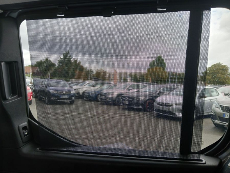 Photo 40 de l'offre de PEUGEOT RIFTER 1.5 BlueHDi 130 EAT8 GT LINE JA17 ADML Camera à 23700€ chez Mérignac auto