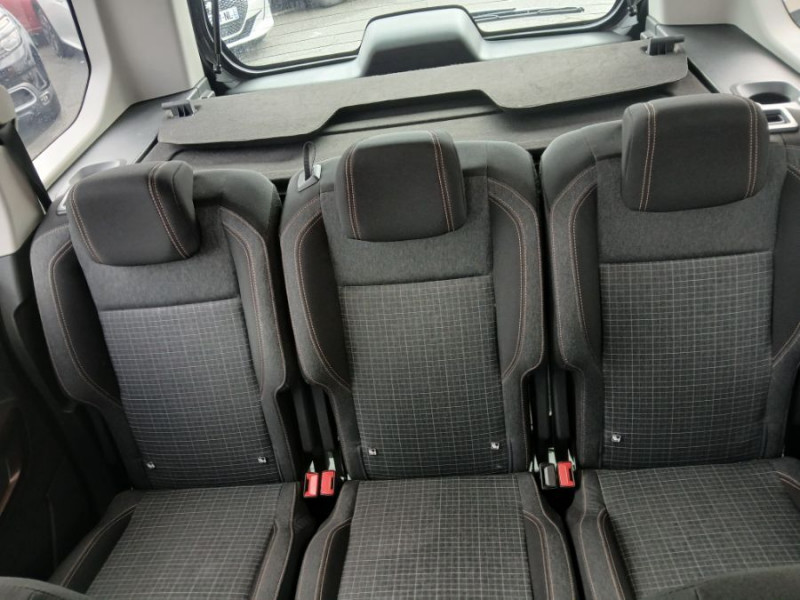 Photo 35 de l'offre de PEUGEOT RIFTER 1.5 BlueHDi 130 EAT8 GT LINE JA17 ADML Camera à 23700€ chez Mérignac auto