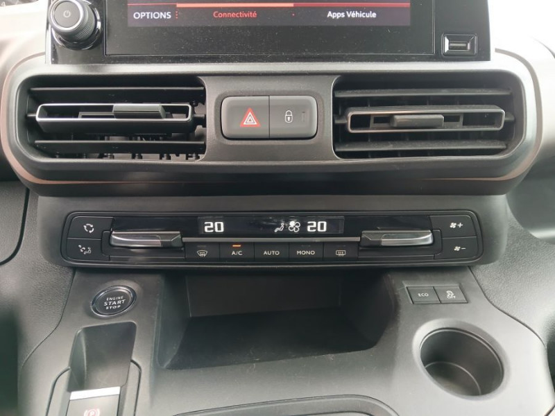 Photo 27 de l'offre de PEUGEOT RIFTER 1.5 BlueHDi 130 EAT8 GT LINE JA17 ADML Camera à 23700€ chez Mérignac auto