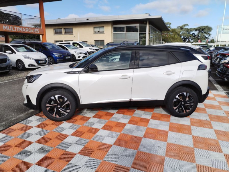 Photo 10 de l'offre de PEUGEOT 2008 II 1.5 BlueHDi 100 BVM6 GT LINE GPS Camera ADML à 18750€ chez Mérignac auto