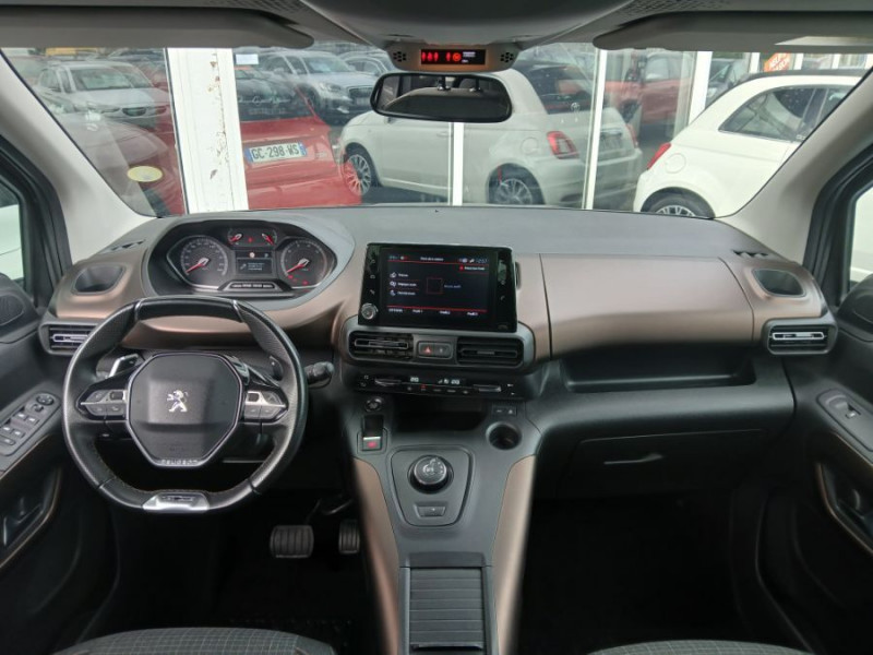 Photo 32 de l'offre de PEUGEOT RIFTER 1.5 BlueHDi 130 EAT8 GT LINE JA17 ADML Camera à 23700€ chez Mérignac auto