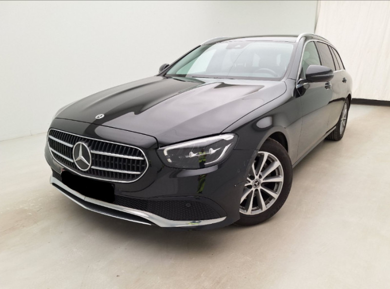 Photo 1 de l'offre de MERCEDES-BENZ CLASSE E SW IV 200 D 160 9G-Tronic CUIR Camera Hayon EL. Attel. à 31950€ chez Mérignac auto