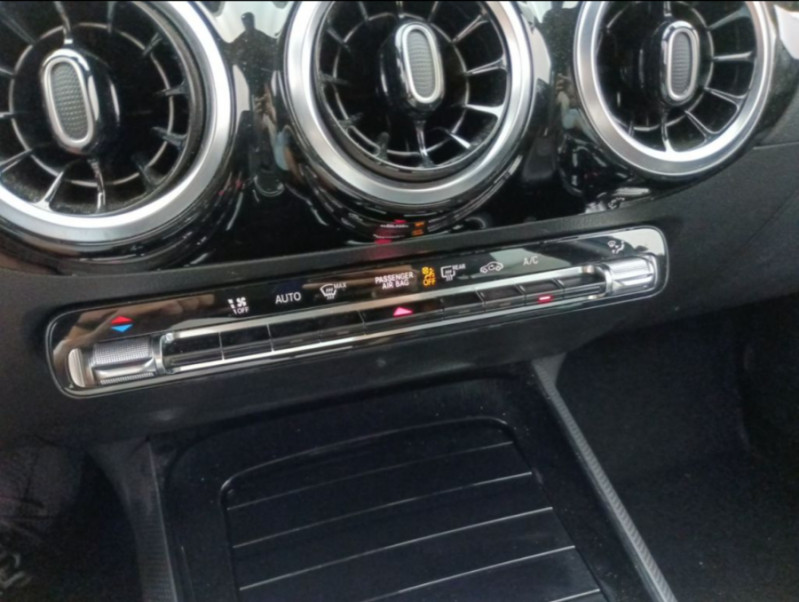 Photo 12 de l'offre de MERCEDES-BENZ CLASSE B 200d 150 8G-DCT BUSINESS GPS Camera Hayon Elec. à 23490€ chez Mérignac auto