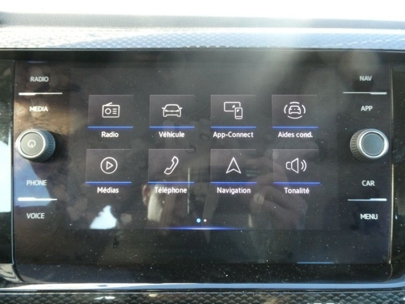 Photo 18 de l'offre de VOLKSWAGEN POLO VI 1.0 TSI 95 LIFE CarPlay Camera Radars JA à 18970€ chez Mérignac auto