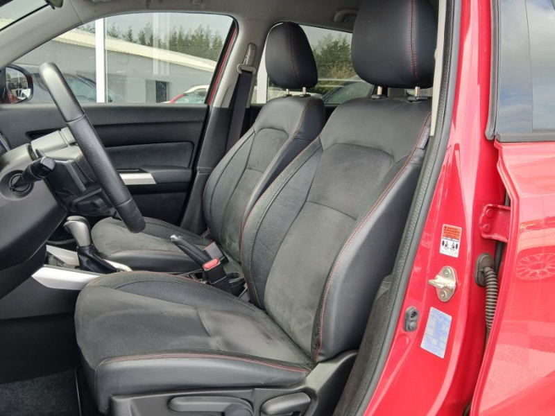 Photo 5 de l'offre de SUZUKI VITARA 1.4 BoosterJet 140 BVA6 S ALLGRIP 4WD GPS Camera Key Less Attel. à 17450€ chez Mérignac auto