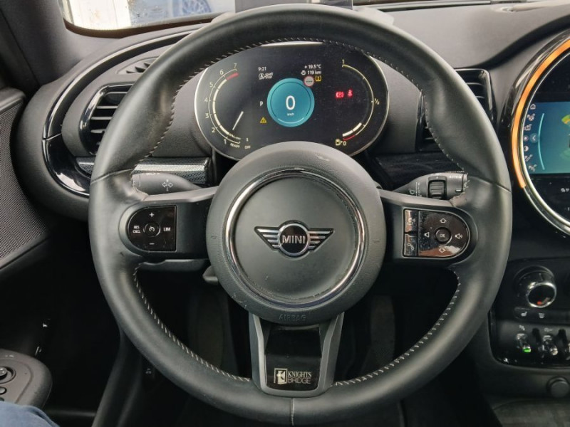 Photo 18 de l'offre de MINI CLUBMAN III 1.5 136 BVA COOPER KnightsBridge TOE GPS LED CarPlay Camera JA18 HUD SC à 26950€ chez Mérignac auto