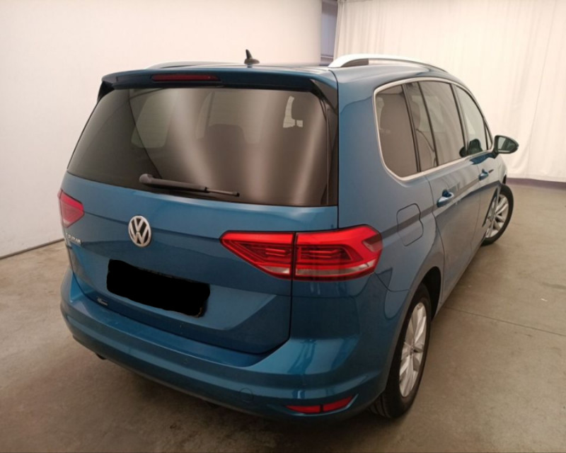 Photo 3 de l'offre de VOLKSWAGEN TOURAN III 1.5 TSI 150 DSG CARAT HIGHLINE TOE Hayon Elec. Key Less Camera SC 5PL à 28950€ chez Mérignac auto
