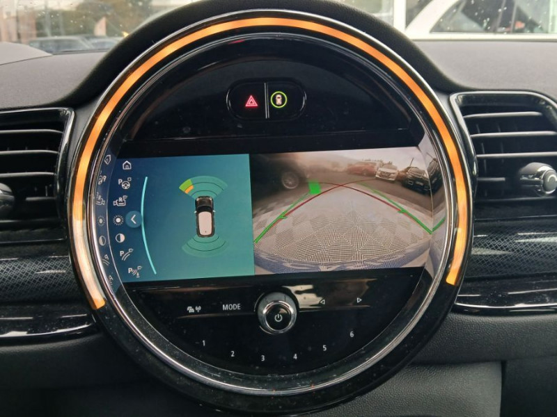 Photo 14 de l'offre de MINI CLUBMAN III 1.5 136 BVA COOPER KnightsBridge TOE GPS LED CarPlay Camera JA18 HUD SC à 26950€ chez Mérignac auto